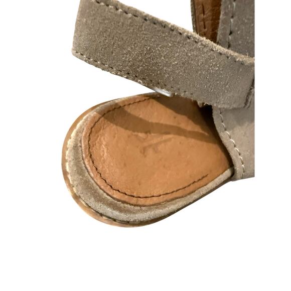 Frye Courtney Slingback Taupe Suede Leather Peep Toe Block Heel Shooties Size 6 - Picture 7 of 9